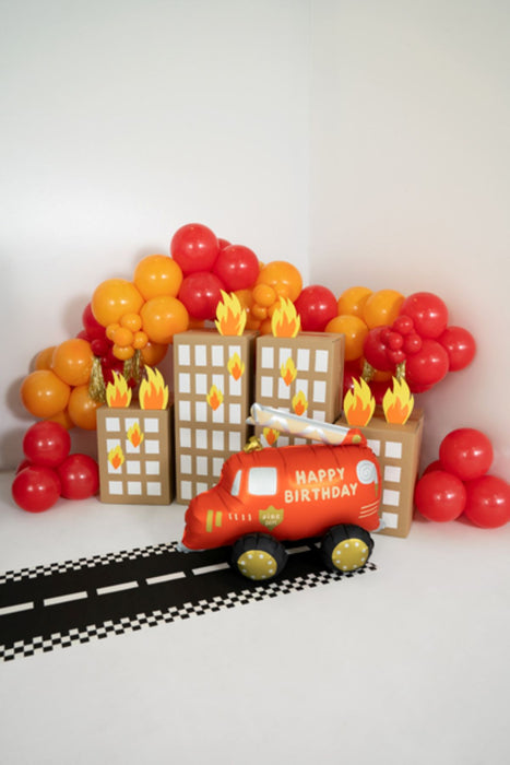 Shape Folienballon Feuerwehr "HAPPY BIRTHDAY" | 67 x 53 cm