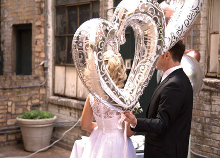 "Verschmolzene Herzen" XL Folienballon Hochzeit Liebe - Silber 134 x 91 cm SuperShape